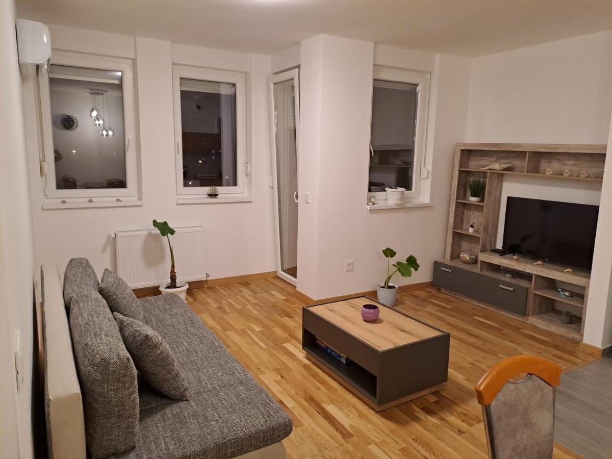 Das Apartman Σουμπότικα Εξωτερικό φωτογραφία
