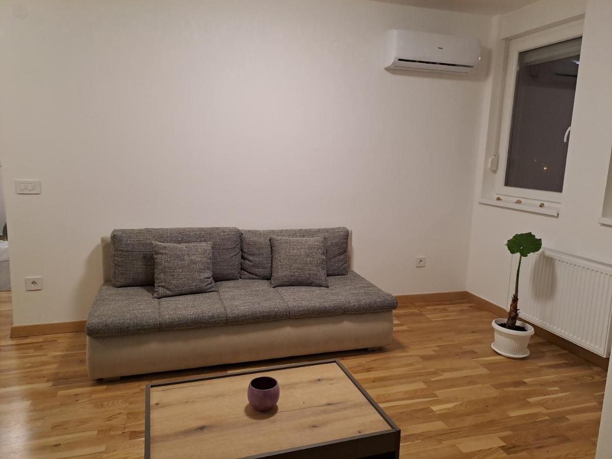 Das Apartman Σουμπότικα Εξωτερικό φωτογραφία